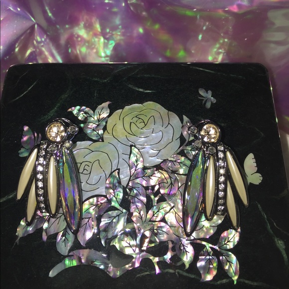 Givenchy elegance - Picture 2 of 9